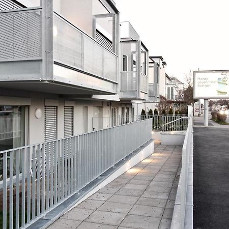 Red Flower Apartment With Pool - 5 Min To Lake Wien Exterior foto