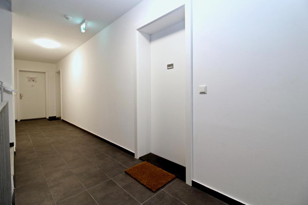Red Flower Apartment With Pool - 5 Min To Lake Wien Exterior foto